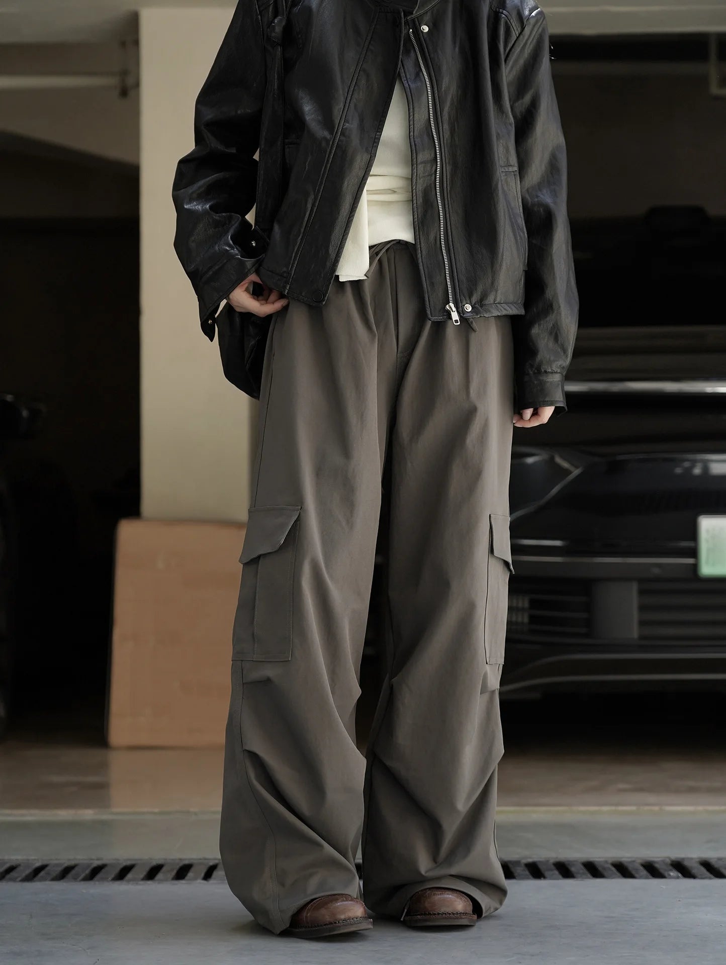 American street workwear style elastic drawstring casual pants with pocket pleats, slightly rolled edge length pants for women