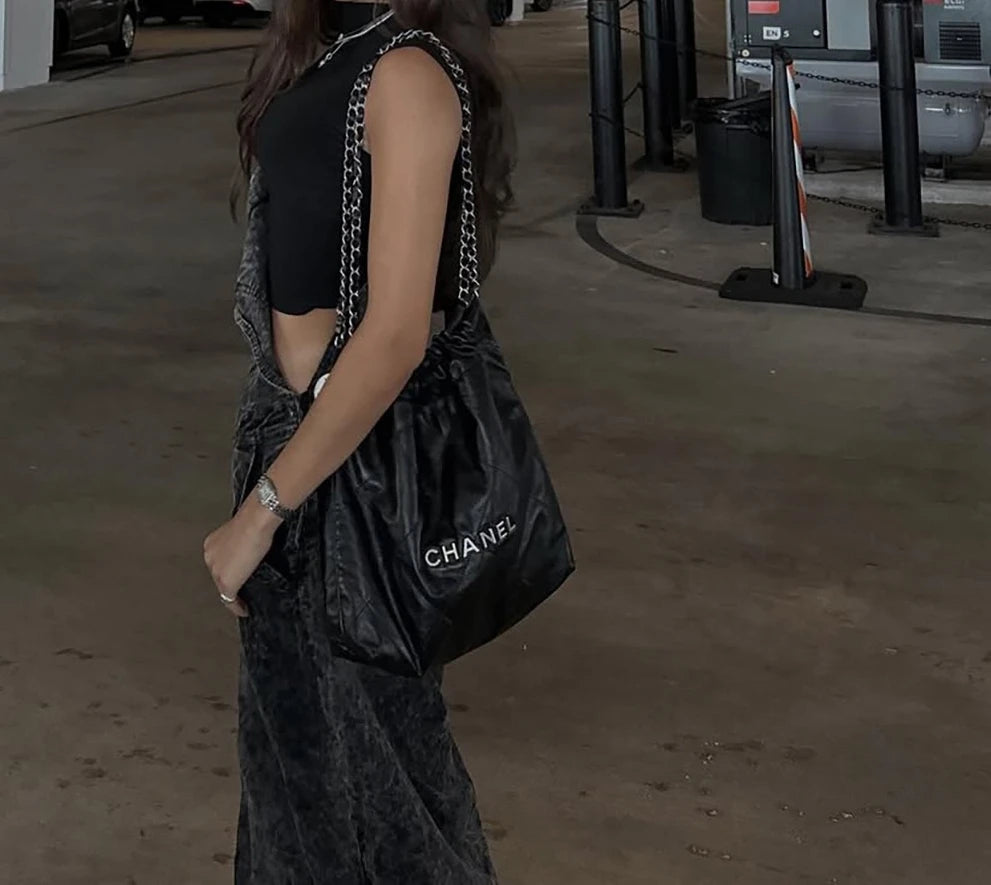 The New Streetwear Brand Aged Washed Shoulder Strap Denim Wide-leg Pants Are Stylish, High-end and Loose for Women